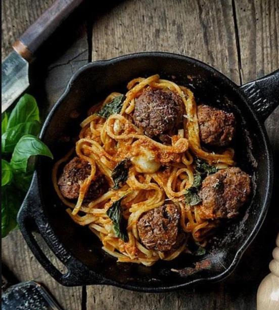 12 raisons pour lesquelles vous allez adorer les ustensiles de cuisine en fonte
