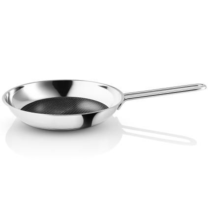 215753 neprilnava panev slip let ceramic 24 cm stribrna nerezova ocel eva solo