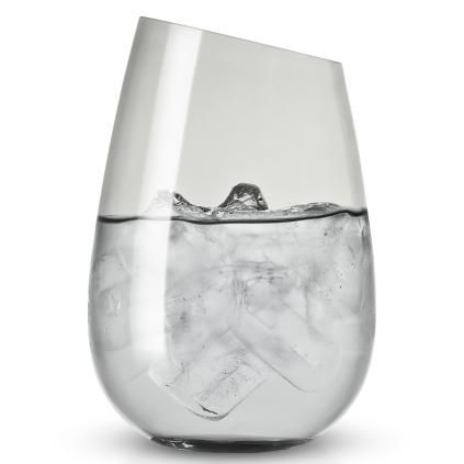218582 sklenice na vodu 480 ml kourove seda sklo eva solo