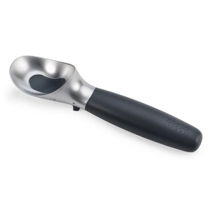 227520 naberacka na zmrzlinu elevate 20226 21 cm stribrna cerna slitina zinku plast joseph joseph