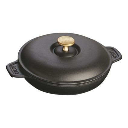 141296 litinova zapekaci miska s poklici cerna o 20 cm staub