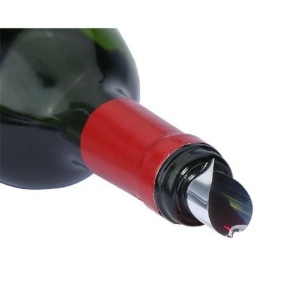 137933 pocinovana nalevka na vino antiquotte peugeot