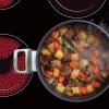 Poêle antiadhésive DIAMOND LITTLE PRO 32 cm, avec manche inox, induction, titane, WOLL
