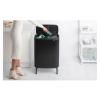 Poubelle à couvercle tactile BO HI 60 l, noir, Brabantia