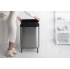 Poubelle à couvercle tactile BO HI 60 l, acier mat, Brabantia