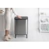 Poubelle à couvercle tactile BO HI 60 l, acier mat, Brabantia