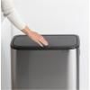 Poubelle à couvercle tactile BO HI 60 l, acier mat, Brabantia