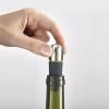 Bouchon à vin BARWISE TWIST -LOCK, set de 2 pièces, Joseph Joseph