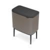 Poubelle à couvercle tactile BO, 36 l, platine, Brabantia