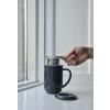 Mug avec infuseur à thé MINIMA 500 ml, avec couvercle, rose, porcelaine, Viva Scandinavia