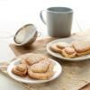 Moule à découper pour biscuits 25 cm, cœur, rouge, Lékué