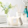 Bougie parfumée WARM COTTON 227 g, Clean