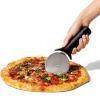 Roulette à pizza GOOD GRIPS 10 cm, noir, acier inoxydable, OXO