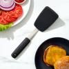 Spatule GOOD GRIPS 28 cm, noir, silicone, OXO