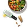Râpe à grain fin GOOD GRIPS 18 cm, menthe, plastique, OXO