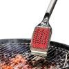 Brosse pour grille de barbecue avec grattoir GOOD GRIPS 51 cm, gris, acier inoxydable, OXO