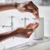 Distributeur à savon SLIM 70578 350 ml, écru, plastique, Joseph Joseph