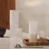 Carafe RIPPLE 1,1 l, blanc, verre, ferm LIVING