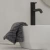 215358 5 rucnik dodo pavone 55 x 100 cm seda bavlna moooi