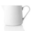 218504 servirovaci dzban legio nova 700 ml bila porcelan eva solo