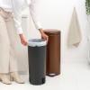 221705 4 pedalovy odpadkovy kos newicon 30 l teple bronzova ocel brabantia