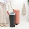 221753 4 pedalovy odpadkovy kos newicon 30 l teple medena ocel brabantia