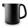221972 4 servirovaci dzban nordic kitchen 500 ml cerna kamenina eva solo
