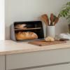 221978 1 chlebnik nordic kitchen 39 cm cerna plast drevo eva solo