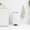 225852 1 pedalovy odpadkovy kos bo 30 l bila ocel brabantia