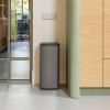 225867 1 dotykovy odpadkovy kos bo 30 l platinova ocel brabantia
