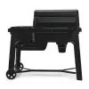 230617 11 peletovy gril woodridge cerna traeger