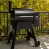 230611 2 peletovy gril pro 575 cerna traeger